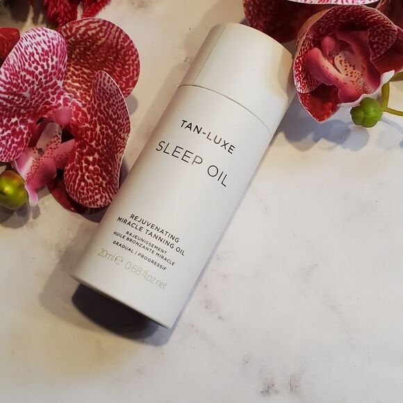 Tan Luxe Rejuvinating Overnight Tanning Oil - Picture 7 of 12